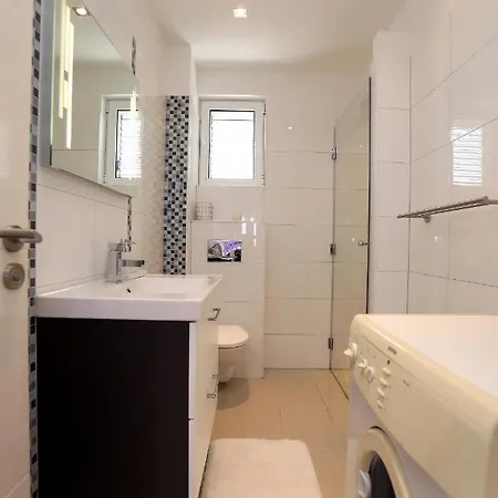 Apartman Vida Mit Pool