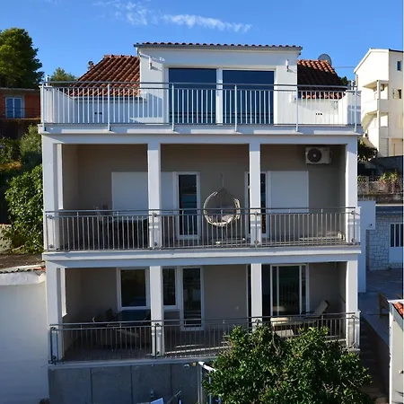 Apartman Vida Mit Pool