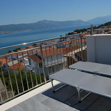Apartman Vida Mit Pool