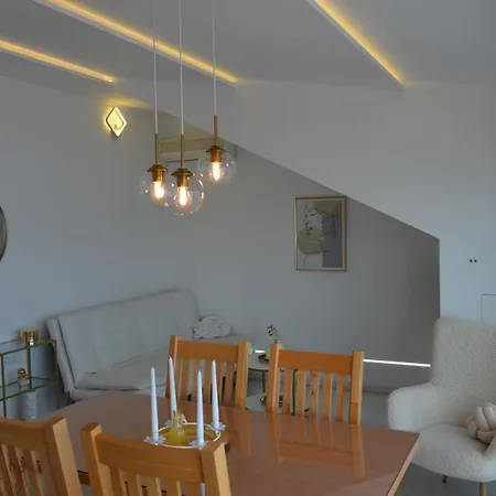 Vida Mit Pool Apartman